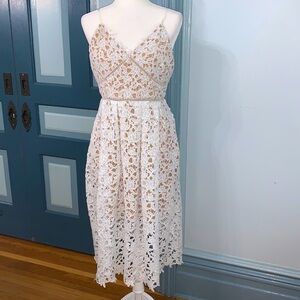 Entro White Lace Midi Dress